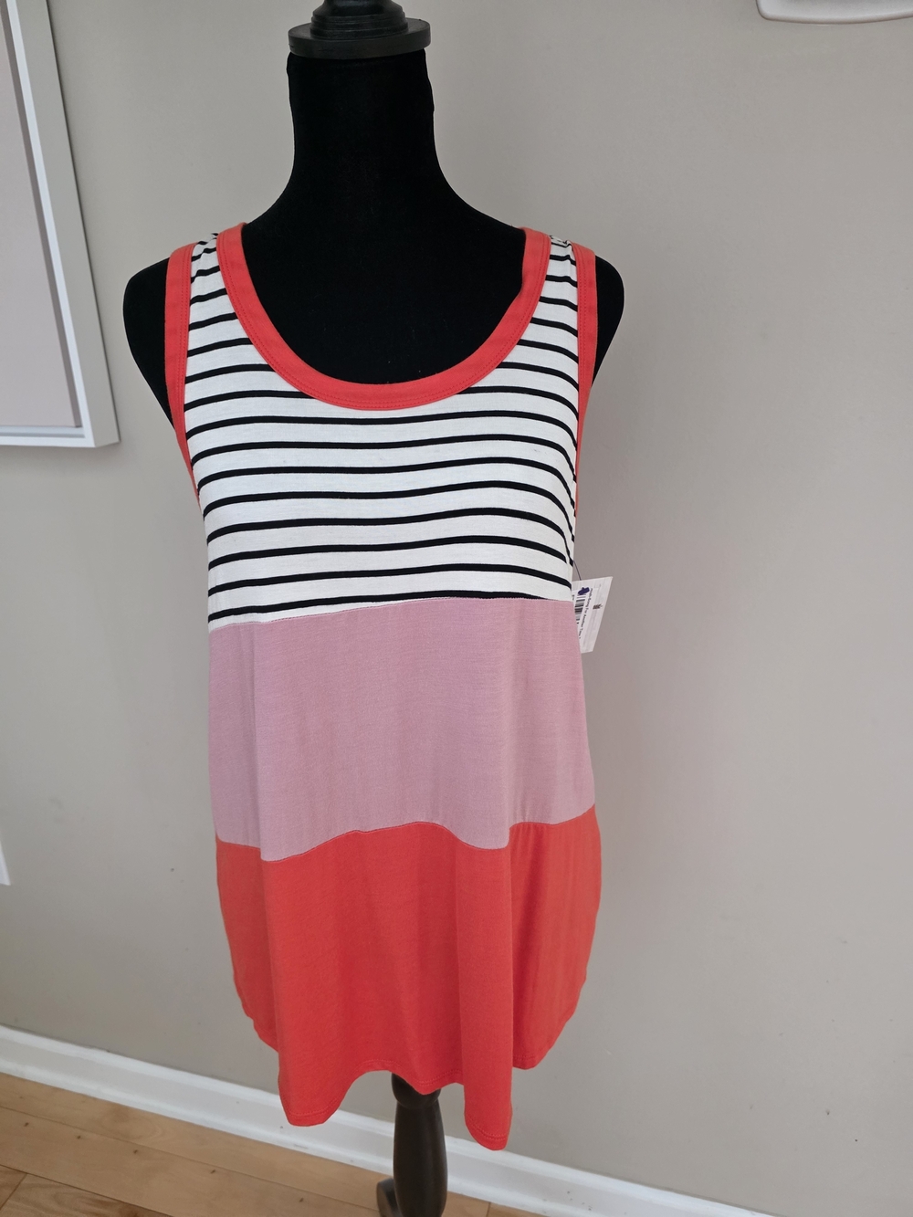 Heimish tank top women's Sz S *new*